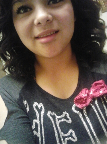 ERIC♥♥|@lilblu_ is my sister♥ | ErikRomero is my best guy friend♥| Lari is my bestest cousin in the whoollee world{;♥