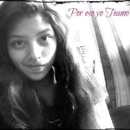 Soy una chica muy divertida :$*-*' 
Me encanta joder a mis amiwuitos :$
& se Disfrutar de mi vida :D http://t.co/1thUHoFC 
Mi face :$