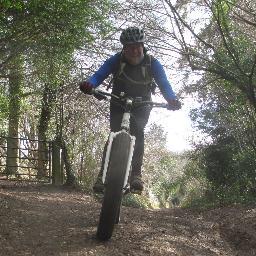 For the growing band of Fat Bike riders & fans.
Sponsored by http://t.co/p5BVBw2Otx & http://t.co/JEjXR86MwN (Upcycling products).
FB Group: UK Fat Bike Club