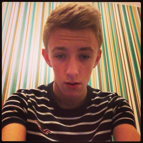 Play football/ love music/ follow yeah!!!!