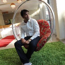 Experience explorer, social media enthusiast and entrepreneur