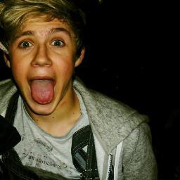 Account Recovered! I'm Back Bitches! Haha @onedirection @justinbieber @ladygaga | SINCE 23/02/2012.