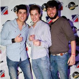 Grado en ADE, máster en desarrollo económico y políticas públicas en la UAM! Extremadura. Funcionario.