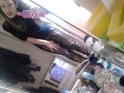 janet_love123's profile picture. I DON'T CARE I LOVE IT