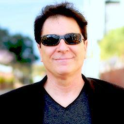 Hypnotist Tom DeLuca  #1-rated Corportate&Collegiate Hypnotist -- how so? Much reading Much caffine Much love &1Airedale https://t.co/M762tClzAI…