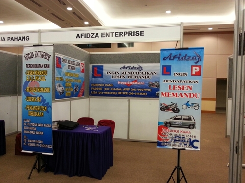 arefeef's profile picture. very simple n not very complicated