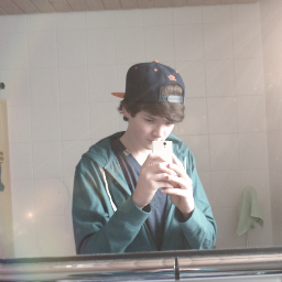 Oxygen_Zynq's profile picture. Designer (GFX)