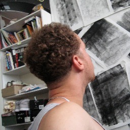 yashuared's profile picture. Chicago made me, NY made me do it.