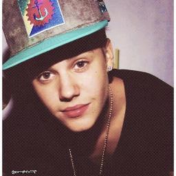 sou a @kidr4uhlAlways . @JustinBieber i love you so muh, you are my life!