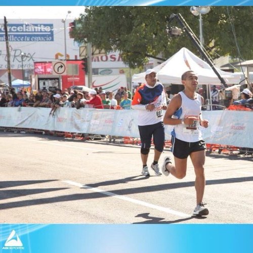 Me gusta correr, leer y pasar el tiempo con mi familia y amigos :)