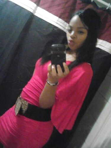 #TEAM_YELLOWFACE
#SCORPIO
LOVING MY STANKA BUTT AKA LOVERDDC                                   **KNOW YO PLACE**