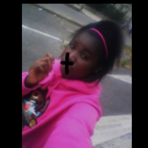 Caractère de lionne je me laisse pas faire Avec ma Team je vais te bruler Saloe - @Iamgaga9 @MamodieBis Je vous love