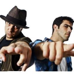 Fc dedicado aos reis da stronda, a dupla mais contundente, direta e irreverente que ja passou pelo globo. :::: @mcfoxmcmae