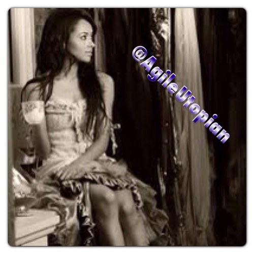 AgileUtopian's profile picture. Darkness may consume me but it doesnt change who I am even if I lost the person I loved very much |MC-RP-Single| #Beremy #Bamon #Kennett