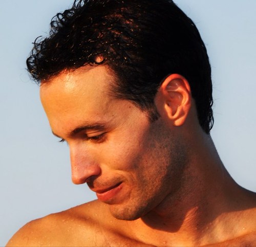 parianaki's profile picture. καλα ολα αυτα, το καλοκαιράκι αργεί;