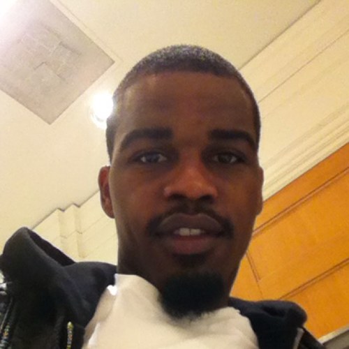 tell friend to tell friend to follow me I'm back on my Twitter shit itch...