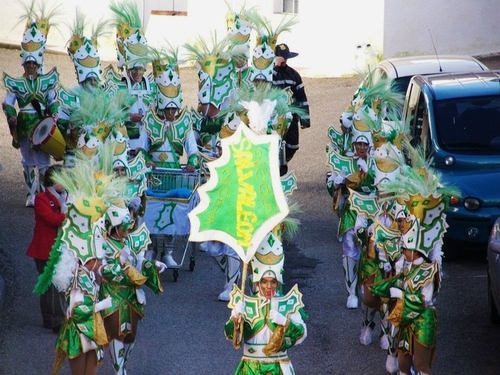 Comparsa carnavalera de Salvaleón (Badajoz) desde 2OO5 y ante todo somos unos grandes amantes de los carnavales!
¡VIVAN LOS WINKANNYS Y VIVA EL CARNAVAL! :) :)