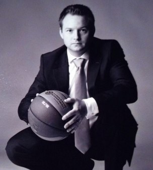 sebdufour's profile picture. Passionate about sports, marketing & communication - Professional basketball coach.