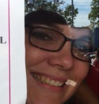 saritaburnett's profile picture. alive!