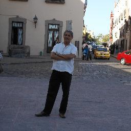 Me interesa lo que pasa en la Ciencia, la política, la buena musica, literatura, deportes y trabajar por un mundo mejor.