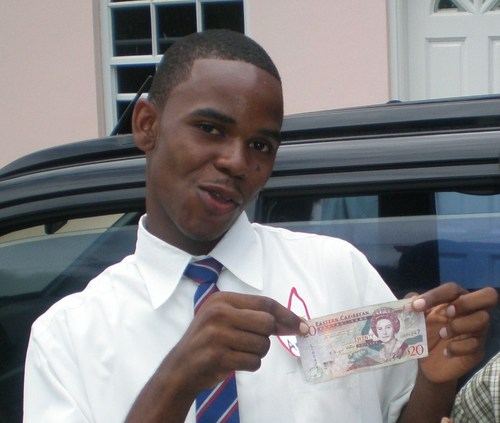 TUCENTCRIP's profile picture. 