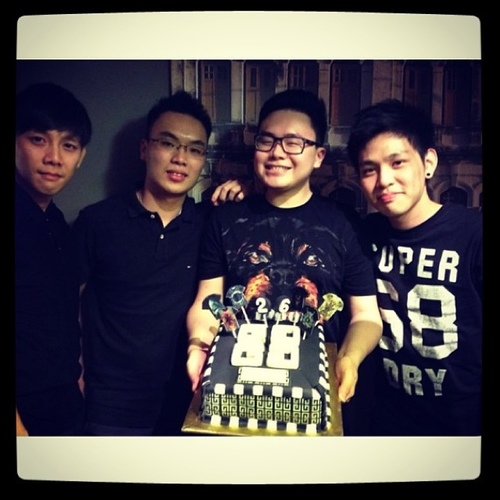 edcs7's profile picture. 