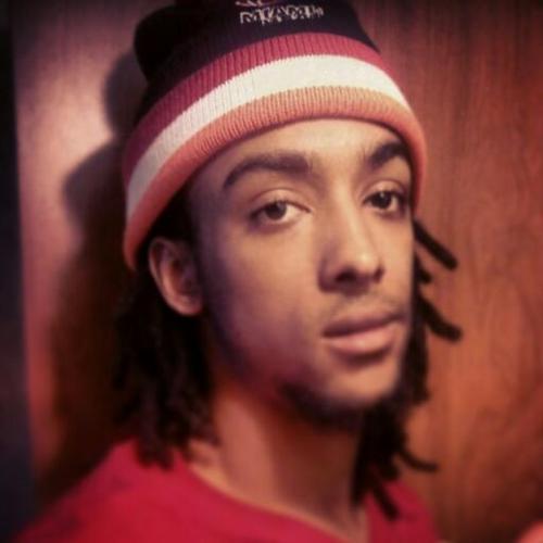 21 yrs old
IG : Marley420_2k13
#TeamHeat
#TeamFollowBack