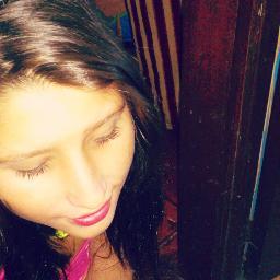 Holi me llamo caihna:), ocupo mas face *-*, e,e tengo 14 años soy super simpática, amo a matt & a btr 3, esop*-*