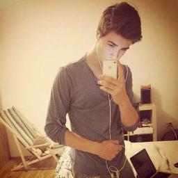 PictionaryJosh's profile picture. I'm a boy whose name is Josh, and I like things, especially double choc ice cream with chocolate sprinkles.