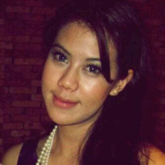 A life seeker.  
Enjoy being a good wife for @zaindraputra  . 
That's all.