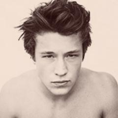 Some people call me Peter Pan. I'm leader of the Lost Boys, and I'm determined to never grow up. Anyways, have you seen Tink?? #OUAT [FC: Nick Roux]