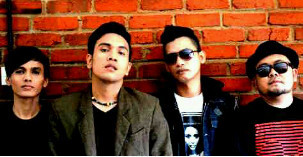 Link videoklip kita(http://t.co/hZIpxXSbui).    CP :@fitrah_db (085715008427)