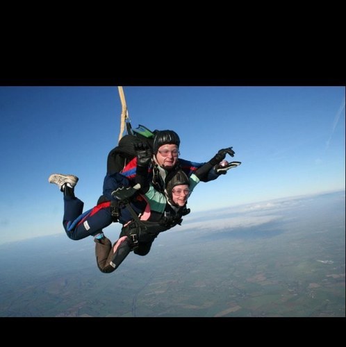 DanielleCrymble's profile picture. peace & 3