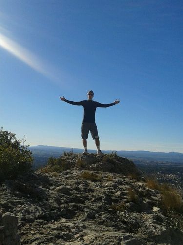 M'agrada el semantisme. Renego dels injustos, intolerants, i deshonestos. I no tots són polítics.
