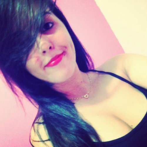 thaylasantosS's profile picture. 