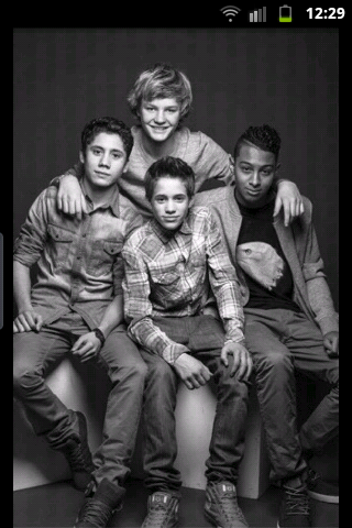 Mainlicious's profile picture. FOLLOW; @reinlicious @owenliciouss @nilsliciouss @daanliciouss !!