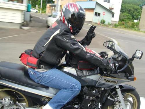 北海道全域　 GPz900R A7 1995  
釣り好き、時間があれば楽器をいじるオッサン、勝手にフォローしますがよろしくお願いします🎵