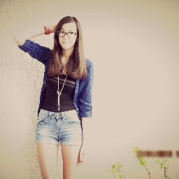 Hi.Cody Simpson followed me 28.2.2012.Brendan Meyer tweeted 11.4.2012.Madison Pettis followed 18th June,2012.Alli Simpson followed 23th June 2012