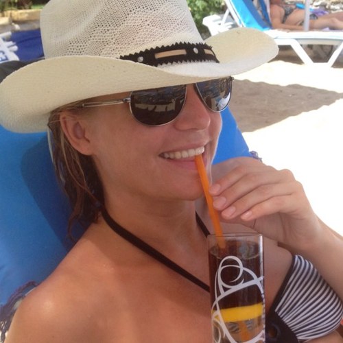 sarahumla's profile picture. 