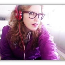 audi driving, apple fan girl that loves great food and good music.