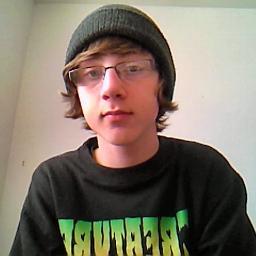 charlie_lemin's profile picture. deathcore and hardcore are the best types of music.