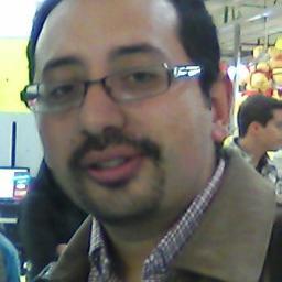 Ingeniero Mecanico. 
Universidad Nacional
Especialista Finanzas U del Norte
37 años