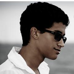 Nim Eloi is a talented 17 year-old passionate about music and theater. Management company @makegmusic contact 321-961-9864 (Booking)  http://t.co/1QmeZGmTW6