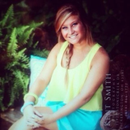 Mallz_j's profile picture. i like bigg butts and i cannot lie

 wherever food is.