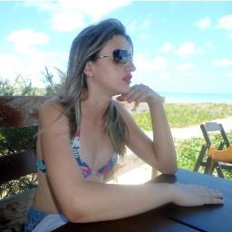 Destino é só uma desculpa idiota para deixar as coisas acontecerem em vez de fazer com que elas aconteçam.