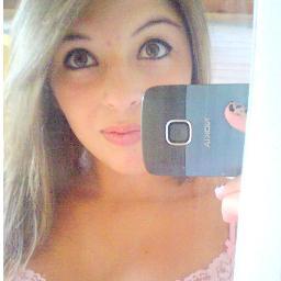 daiane_sousa09's profile picture. ,nαo tente me entender;
　　sou completαmente diferente do que vooc imαginα :)
ѕυα σρίŋίãσ ŋασ ναί мυđαr мєυ cσŋcєίтσ.