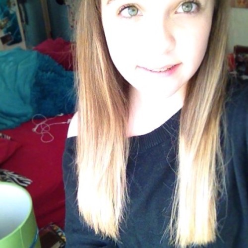 superJERSEYkid's profile picture. he's the thought provoking, softly spoken, heart wide open, chill emotion, kind of guy who shreds on boards down in the ocean.