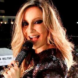 Criado dia 06/02/2013. Twitter relacionado a cantora @ClaudiaLeitte.