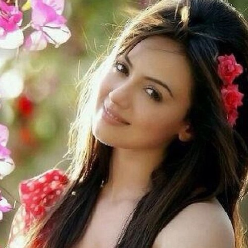 من لا يعتبر وجودي مكسباً له ..لن أعتبر غيابه خسارة لي …