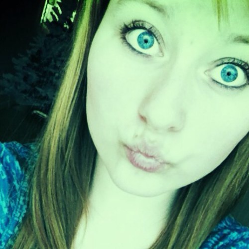 Volleyball is my sport(: Potential Singer. Currently single. Mt.Morris,Michigan ~LoveDrake!